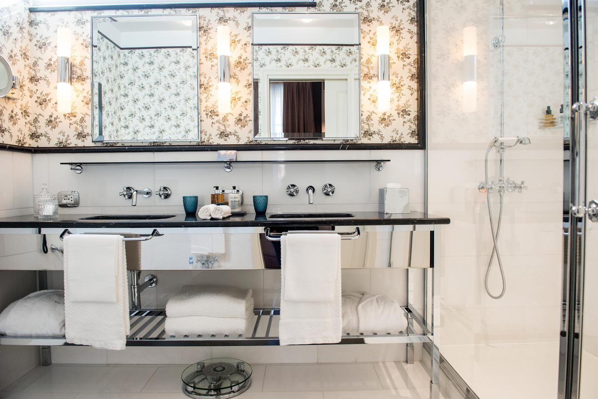 Hotel Vilon - Small Luxury Hotels Of The World Rome Exterior photo