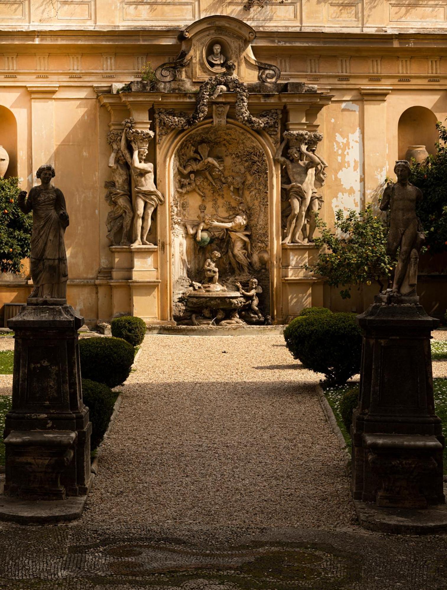 Hotel Vilon - Small Luxury Hotels Of The World Rome Exterior photo
