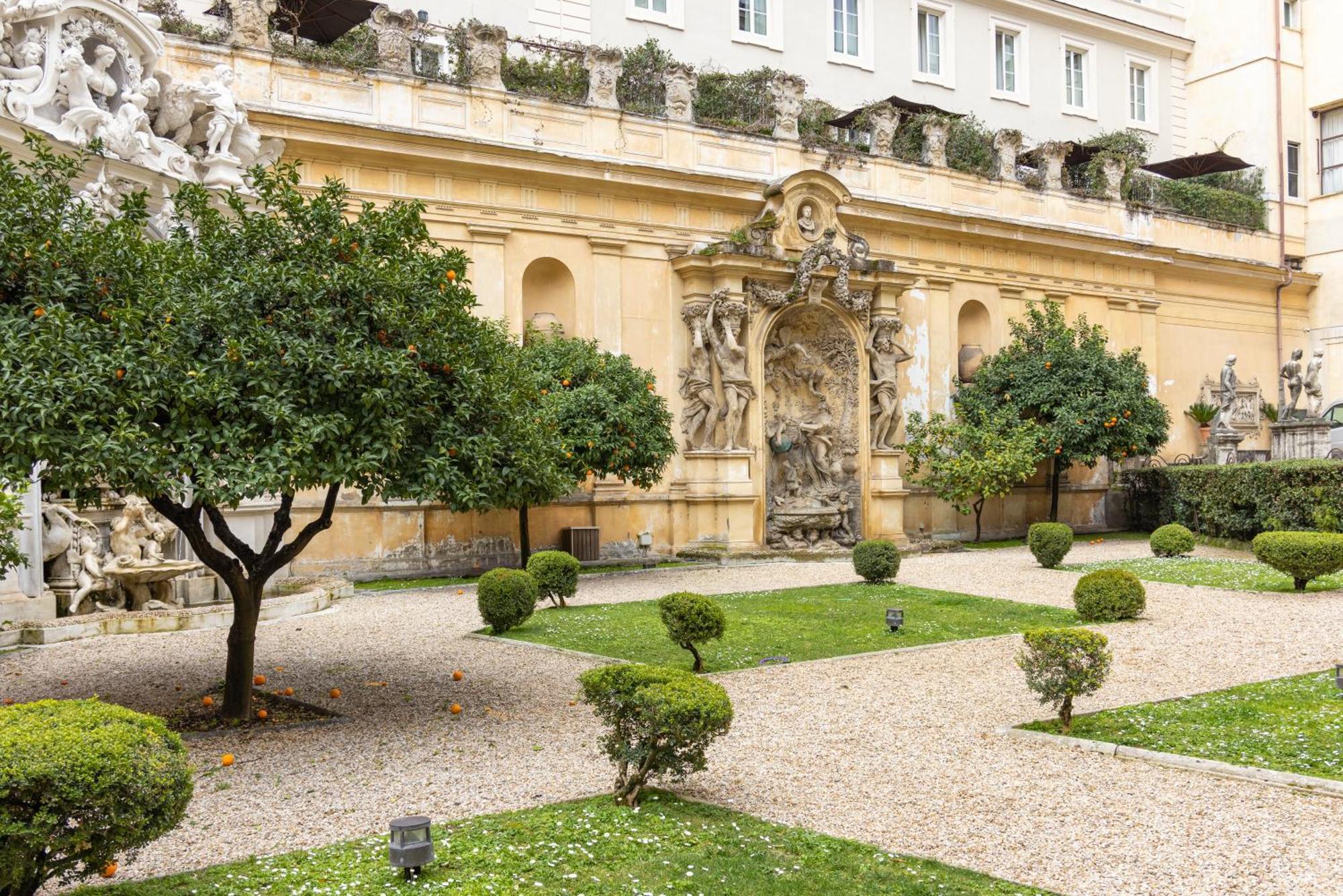 Hotel Vilon - Small Luxury Hotels Of The World Rome Exterior photo