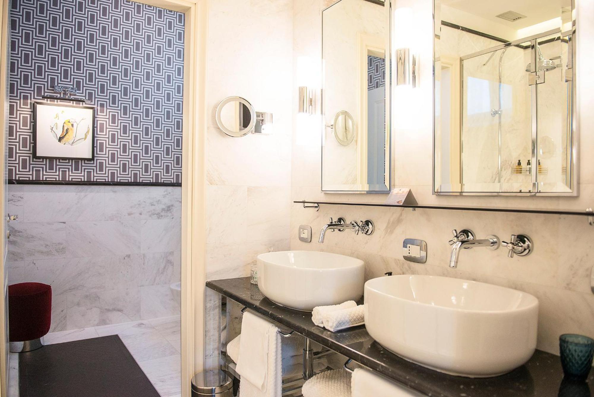 Hotel Vilon - Small Luxury Hotels Of The World Rome Exterior photo