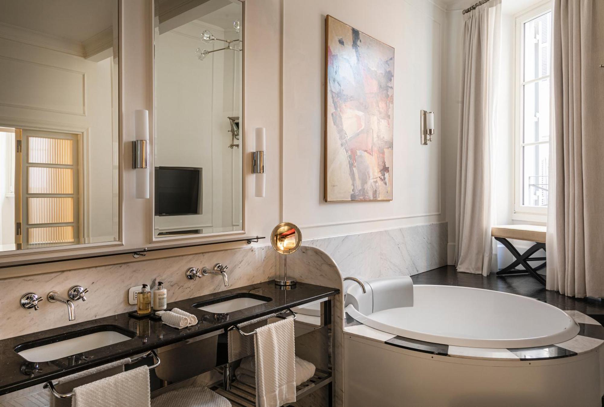 Hotel Vilon - Small Luxury Hotels Of The World Rome Exterior photo