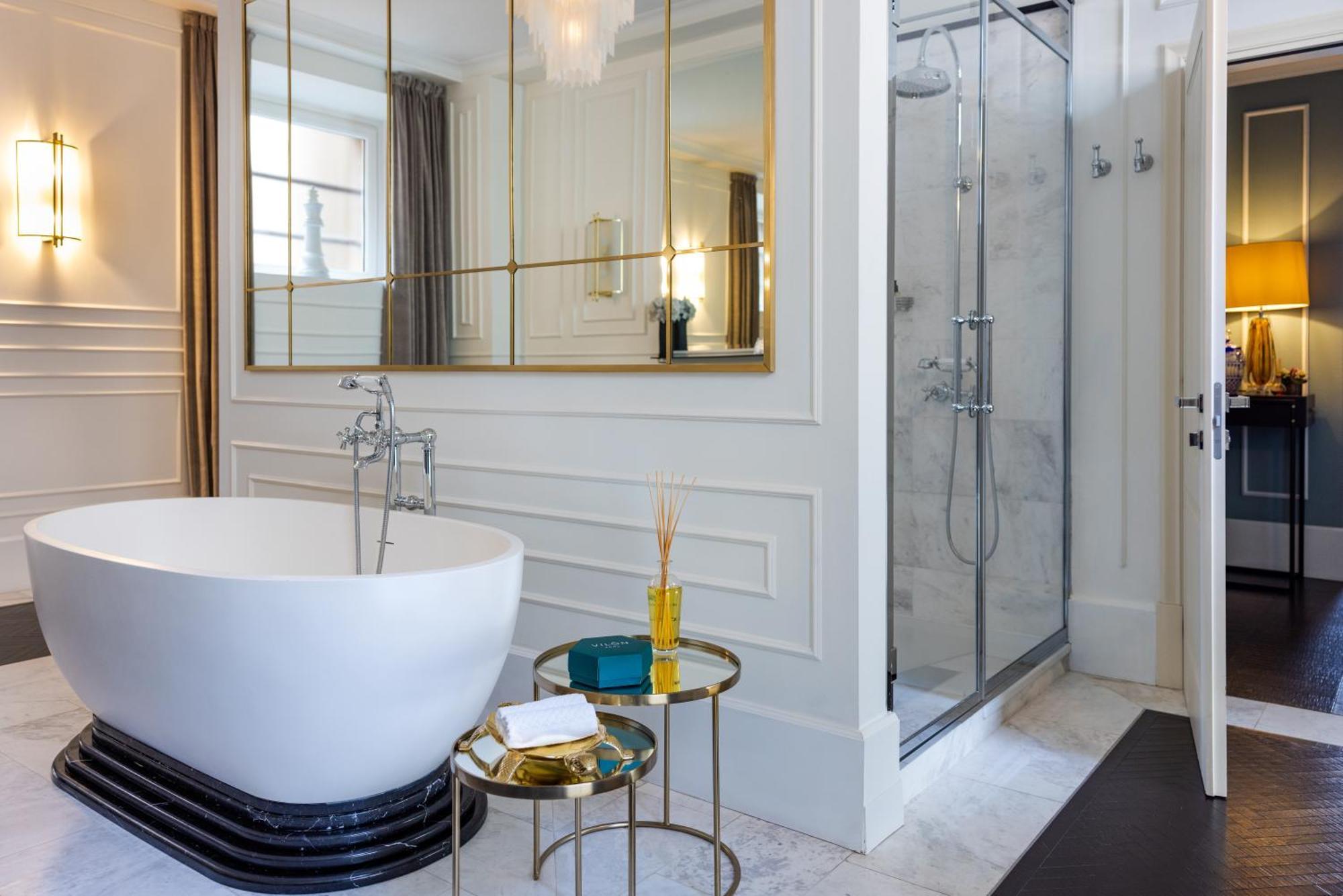 Hotel Vilon - Small Luxury Hotels Of The World Rome Exterior photo